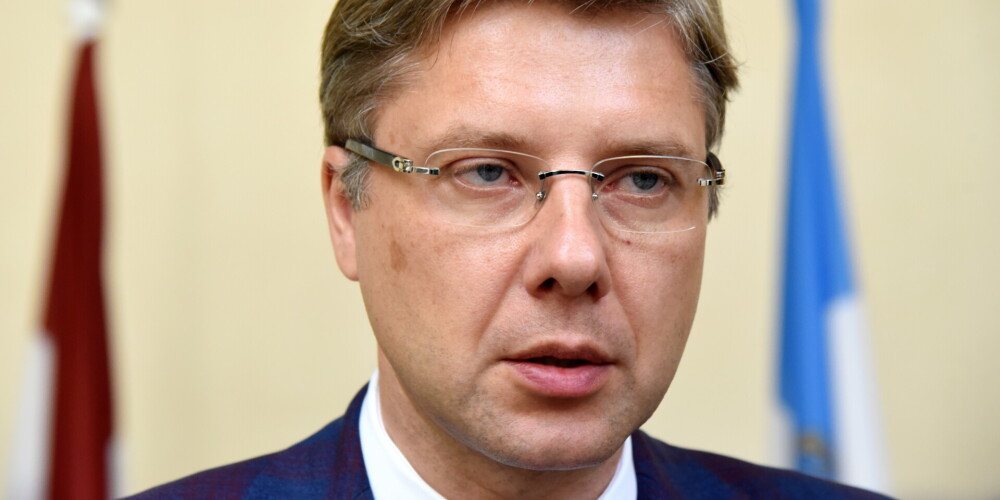 KNAB rosina apsūdzēt Ušakovu par aizliegtas videonovērošanas ierīces glabāšanu