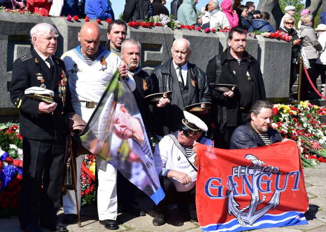 No Latvijas izraida veterānu līderi Vladimiru Norvindu