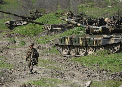 Putins paziņo, ka kaujās Kalnu Karabahā nogalināti gandrīz 5000 cilvēku