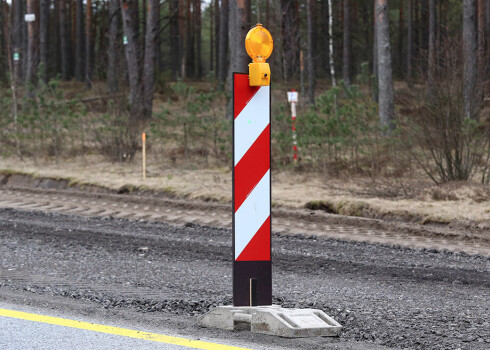 Vairāk nekā 70 ceļu posmos joprojām norit remontdarbi.