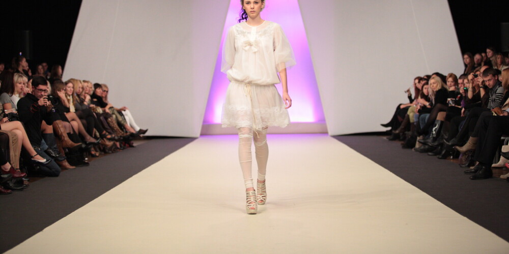 Riga Fashion Week, jeb Rīgas modes nedēļa ir nedēļu garš pasākumu kopums, kurā Latvijas un ārvalstu modes dizaineri rāda savas jaunākās kolekcijas. Pirmo reizi norisinājās 2004. gadā. 2019. gadā no 29. oktobra līdz 2. novembrim norisinājās 31. sezona, tika prezentētas 2020. gada pavasara—vasaras sezonas kolekcijas. Riga Fashion Week programmu veido ne tikai dizaineru kolekciju prezentācijas modes skašu veidā, bet arī dažādu pasākumu virkne — izstādes, konkursi, ballītes un citi pasākumi, kuri ir Riga Fashion Week neatņemama daļa un kuri ir vērsti uz apmeklētāju izglītošanu modes jomā, kontaktu dibināšanu un izklaidi.