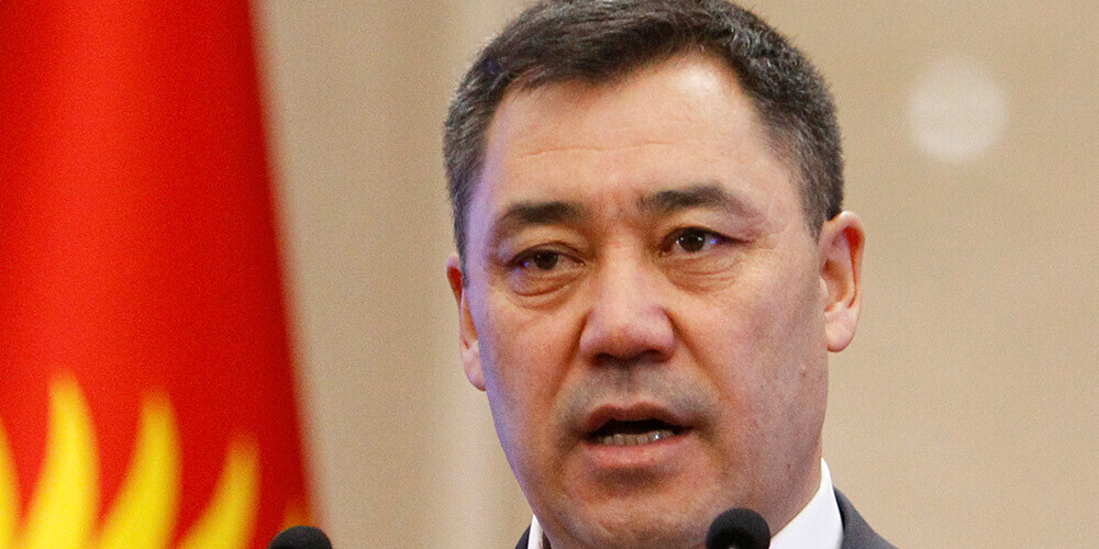 Kirgizstānas parlamenta vēlēšanas pārceļ uz pavasari