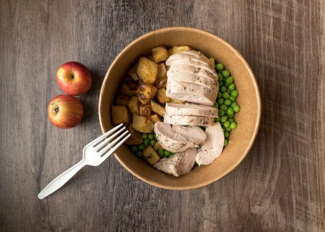 Названы продукты, которые «растворяют» жир на животе