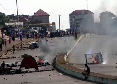 Kopš 19.oktobra nemieros gājis bojā 21 cilvēks, tostarp policisti.