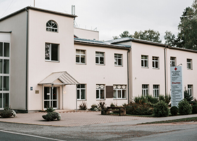 Covid-19 atklāts Saulkrastu slimnīcā un sociālās aprūpes namā