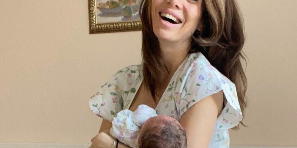 Звезда шоу "Дом-2" Александра Гозиас стала мамой во второй раз