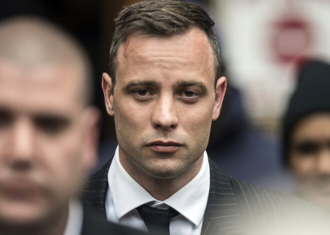 BBC pēc kritikas saņemšanas izdzēš Pistoriusa filmas reklāmas rullīti