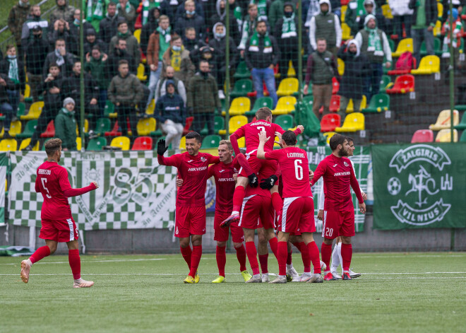 Lietuvas spēcīgākajā futbola klubā, ko pārstāv arī Latvijas futbolisti, konstatēti 19 Covid-19 gadījumi