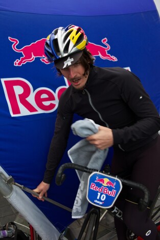 Patriks Sībazs ir “Red Bull” ekstrēmais sportists.