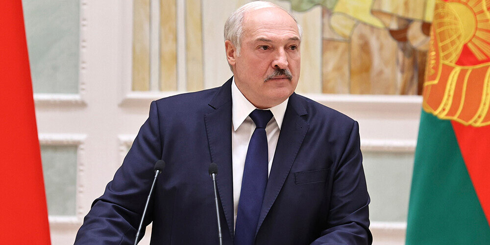 ES piektdien noteiks sankcijas pret Lukašenko, viņa dēlu un vēl 12 amatpersonām
