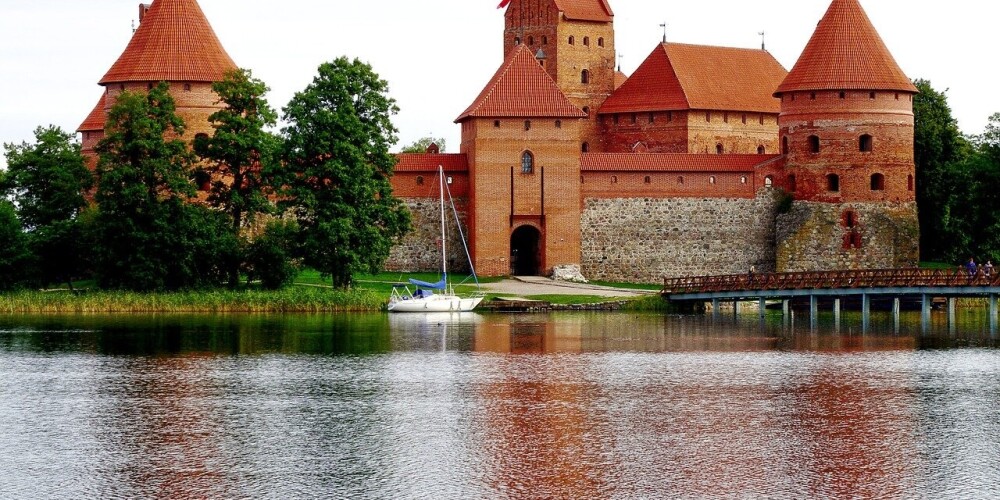 Смогут ли ездить латвийцы в Литву, пока там карантин?