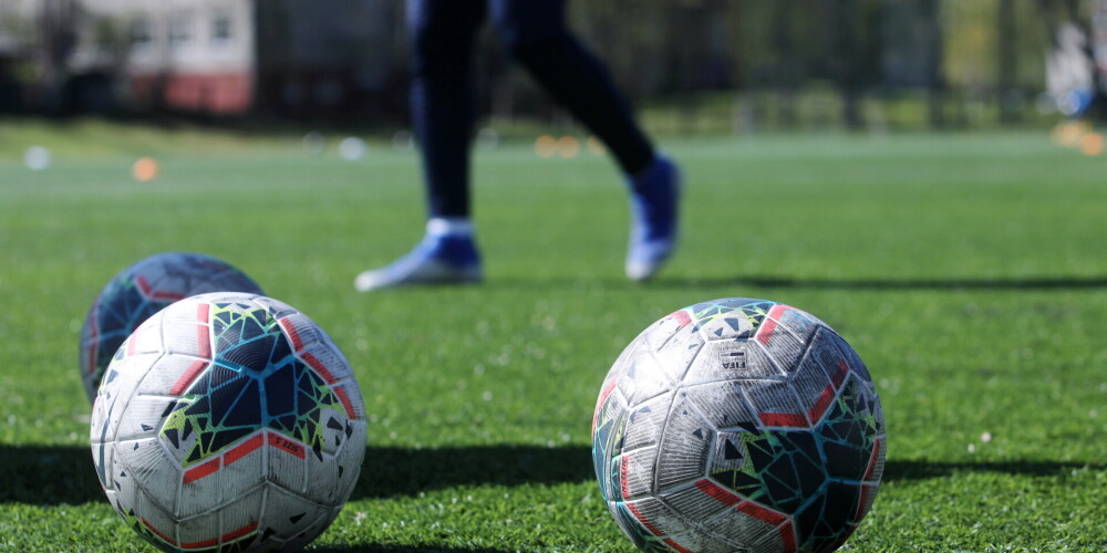 Futbola federācija Covid-19 uzliesmojuma dēļ noslēdz 2020. gada Latvijas futbola amatieru un jaunatnes sacensības