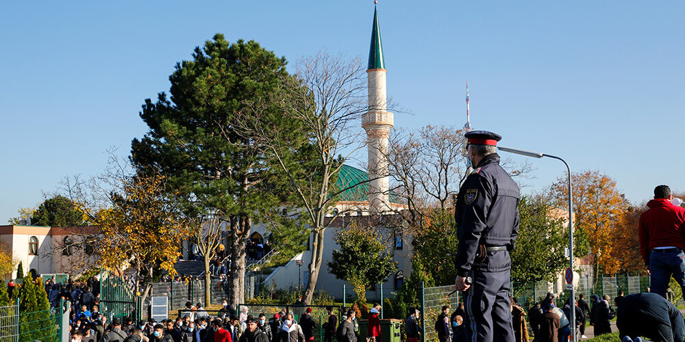 Pēc Vīnes terorakta Austrija nolēmusi slēgt visas radikālās mošejas