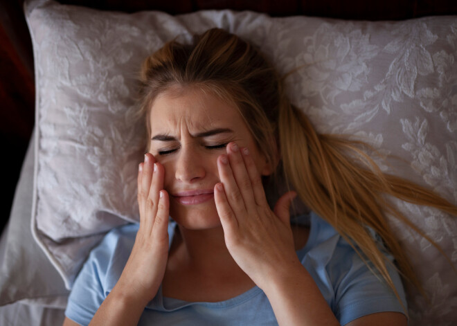 Pret zobu griešanu var palīdzēt ne tikai kape. 5 veidi, kā cīnīties ar nepatīkamo ieradumu