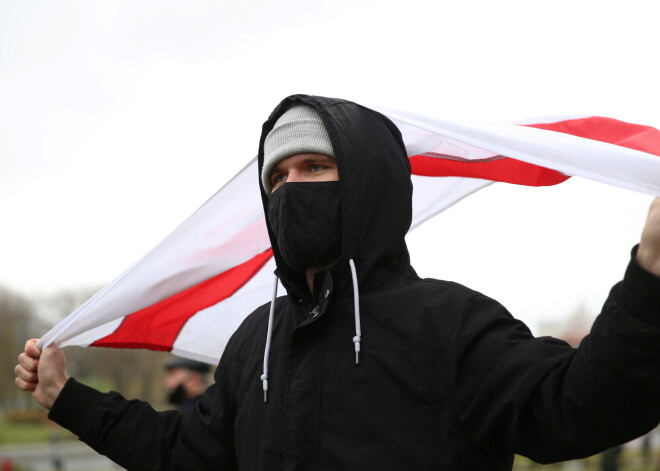 Patvēruma meklētāji no Baltkrievijas lūdz iespēju strādāt, valsts pārskatīt imigrācijas noteikumus nesteidz