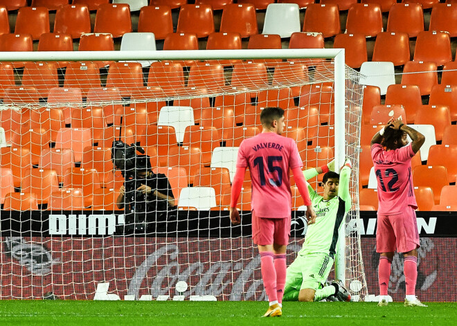 VAR lēmumi iegāž Madrides "Real"; Keinam 150. vārti Anglijas premjerlīgā