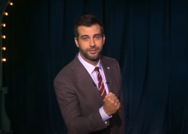 Ургант поддержал Дзюбу в эфире Первого канала