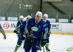 “Esmu priecīgs, ka ir kur spēlēt, un NHL būs turpat blakus” – Latvijas līgas labākais spēlētājs Kārlis Čukste gatavojas doties uz Ameriku