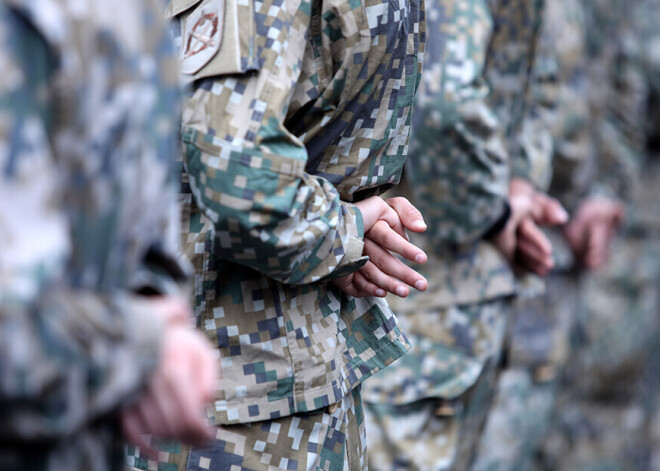 В армии Covid-19 болеют 40 человек, еще 182 находятся в "режиме наблюдения"