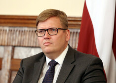 Nu jau bijušais vides aizsardzības un reģionālās attīstības ministrs Juris Pūce.