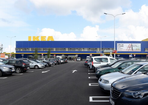 Zviedrijas mājokļu labiekārtošanas preču kompānijas "IKEA" lielveikals.