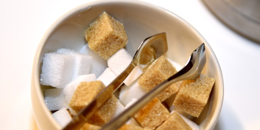 Tikai 40% iedzīvotāju ikdienā ierobežo cukura patēriņu, liecina pētījums