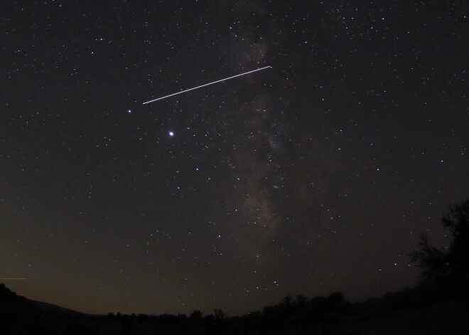 Jaunnedēļ debesīs būs vērojams Leonīdu meteoru lietus