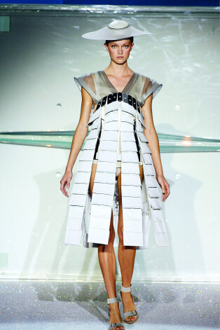 Hussein Chalayan, весна-лето – 2007