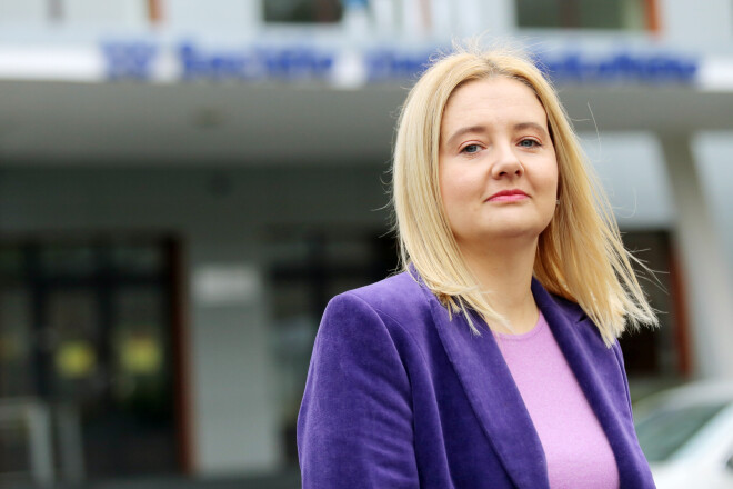 Par to, kāpēc tik viegli iestiegam dzimtē balstītajos stereotipos, stāsta Latvijas Universitātes Sociālo zinātņu fakultātes asociētā profesore un dzimtes studiju pētniece Dr. sc. comm. Marita Zitmane.