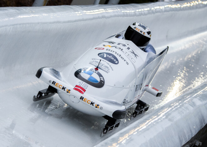 Latvijas bobslejistiem līdz galam neizdodas izmantot mājas trases priekšrocības Siguldas pirmajā posmā