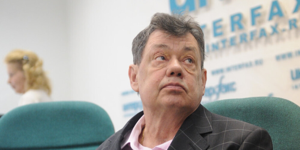 Николай Караченцов (27 октября 1944 года, Москва — 26 октября 2018 года, пос. Истра, Красногорский район, Московская область) — советский и российский актёр театра и кино. Народный артист РСФСР (1989). Лауреат Государственной премии РФ (2003). Академик Российской академии кинематографических искусств «Ника»