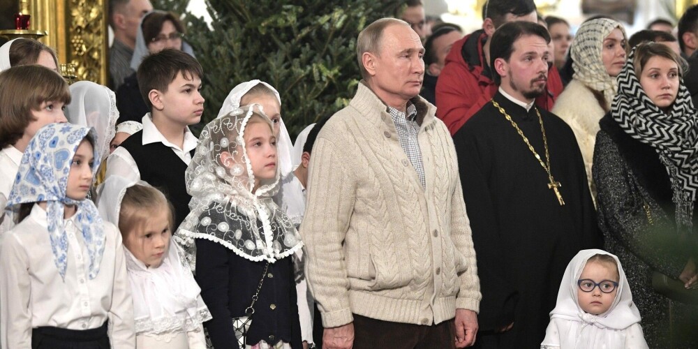 СМИ: У Путина есть третья дочь: "Она феноменально похожа на него"