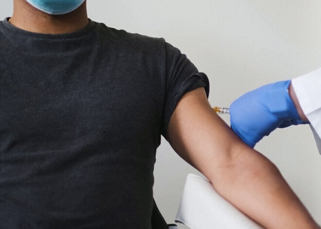 Еврокомиссия одобрила от имени стран-членов ЕС соглашение с Moderna о закупке вакцины