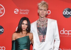 Megana Foksa un Machine Gun Kelly “American Music Awards” balvu ceremonijas vakarā šā gada novembrī.