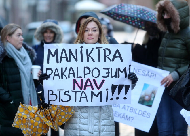 Skaistumkopšanas nozarei neizdodas vienoties ar Viņķeli par darba atsākšanu