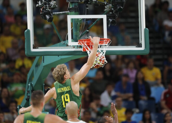 Lietuvas basketbolisti Viļņā sensacionāli zaudē Dānijai