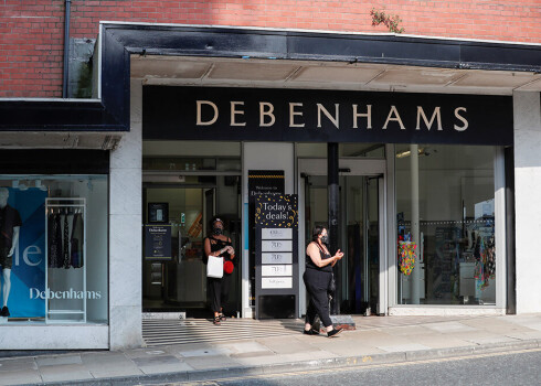 124 "Debenhams" veikali Lielbritānijā turpinās darbību, lai izpārdotu preču krājumus.