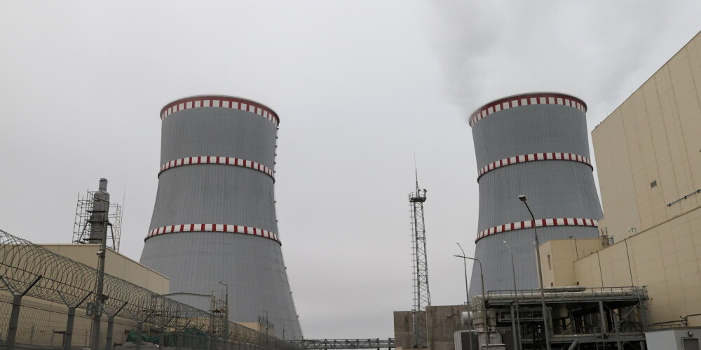 Lietuva lūdz Baltkrieviju sniegt informāciju par iespējamu incidentu Astravjecas atomelektrostacijā