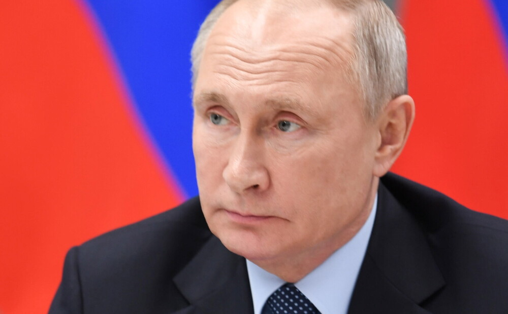 Putins uzdod nākamnedēļ sākt masveida vakcināciju pret Covid-19