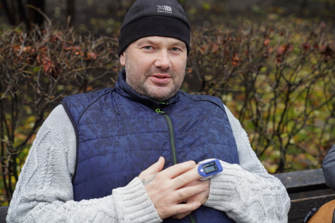 Kristaps pavasarī, pirmajā ārkārtējā situācijā meklēja 45 kilogramu hanteles, ar kurām uzturēt sevi fiziskajā formā, bet tagad knapi cilā kilogramīgās.