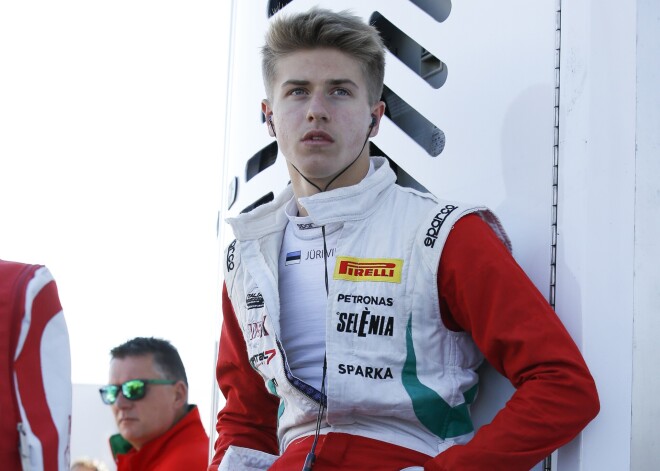Igaunis Jiri Vipss kļuvis par "Red Bull" testa pilotu