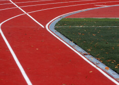 Stadiona skrejceļš.