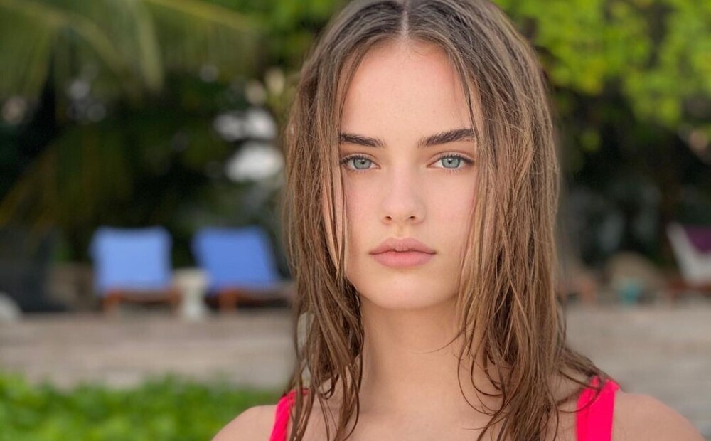 «Самая красивая девочка» выросла: Кристина Пименова в бикини снялась на ...