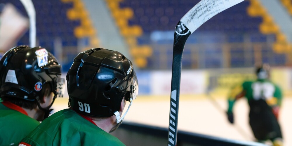 "Zemgale"/LLU hokejisti uzvar "Olimp"/"Venta 2002" un pēc zaudētajiem punktiem izvirzās vadībā Latvijas čempionātā