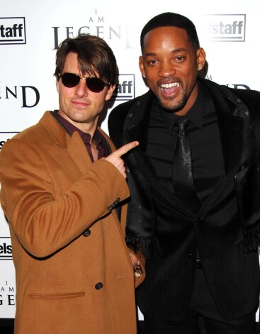 11 December 2007 - New York , NY - Tom Cruise and Will Smith at the premiere of "I Am Legend" held at the Theater at Madison Square Garden. Photo Credit: Brian Zak/Sipa Press /legend_bz.001/0712120540/0809021041