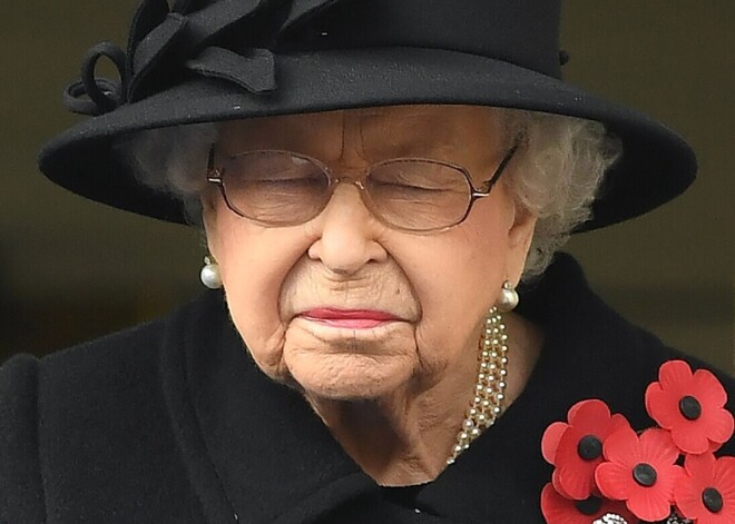 «Я развлекалась в его спальнях»: актриса рассекретила роман с сыном Елизаветы II