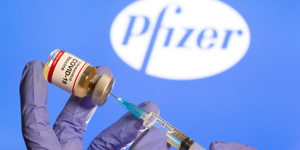 Brīdina cilvēkus ar nopietnām alerģijām nevakcinēties ar "Pfizer" un "BioNTech" Covid-19 vakcīnu