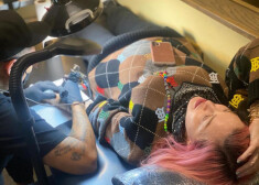 Madonna 62 gadu vecumā uztaisījusi pirmo tetovējumu