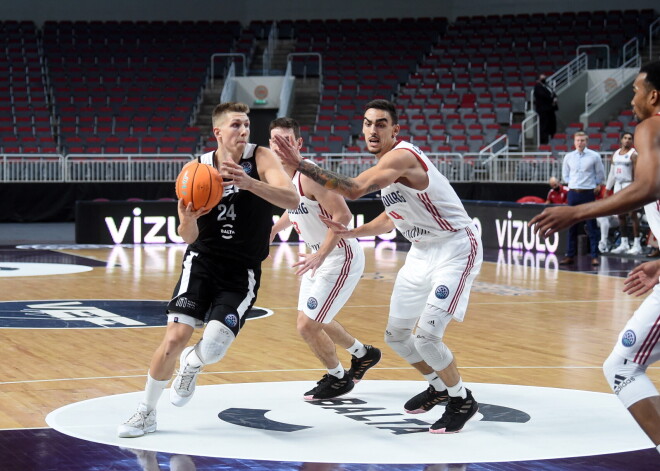 VIDEO: "VEF Rīga" basketbolists Madsens sarīkojis iespaidīgāko epizodi Čempionu līgas kārtā