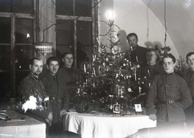 Kā vēl pavisam nesen latvieši svinēja Ziemassvētkus: mistiskās un piemirstās tradīcijas